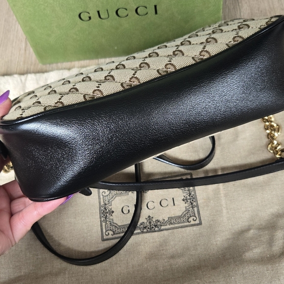 Gucci Crossbody Bag - Picture 2 of 10